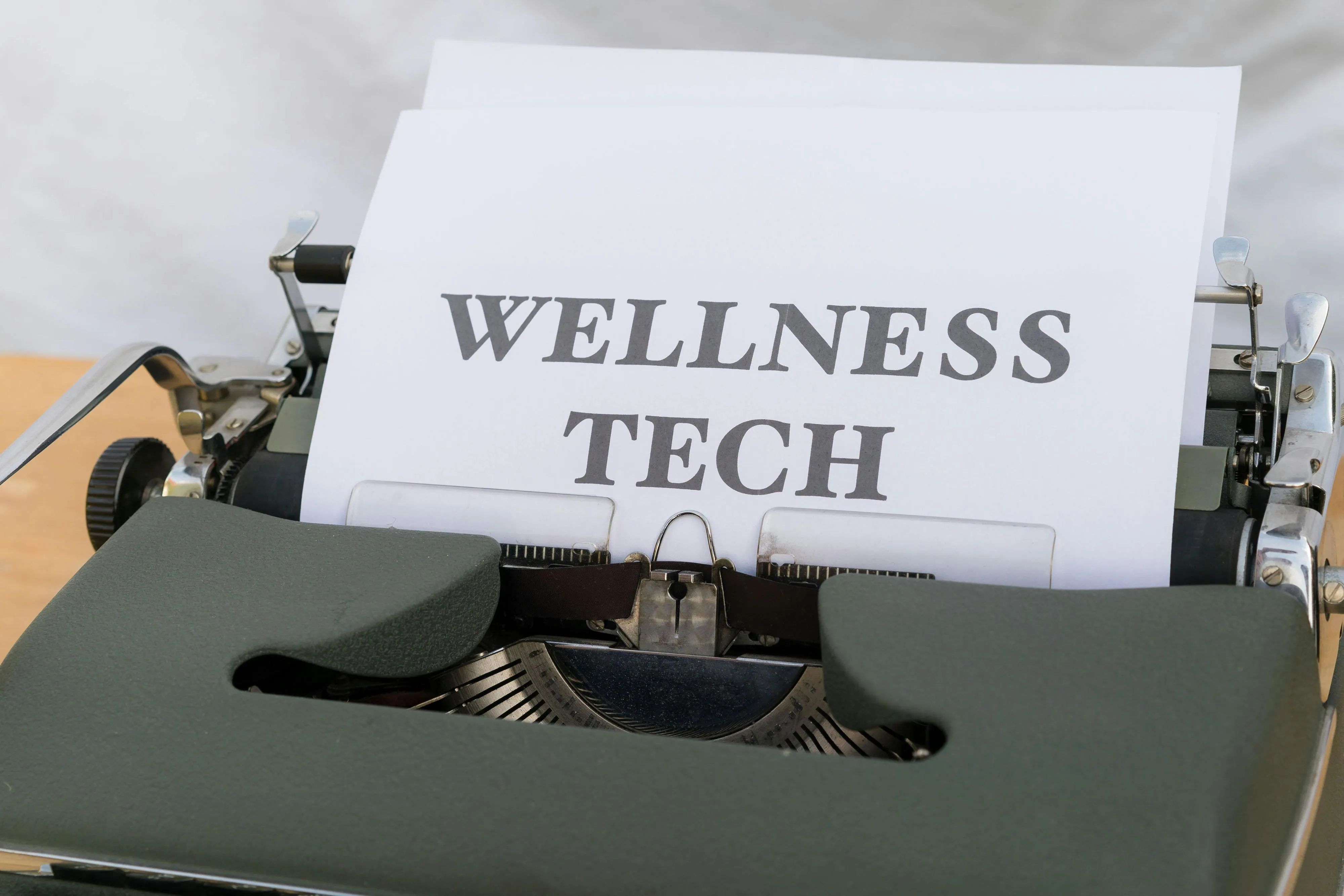 Hashimoto's vs Graves' Disease: Autoimmune Thyroid Testing and Key Differences